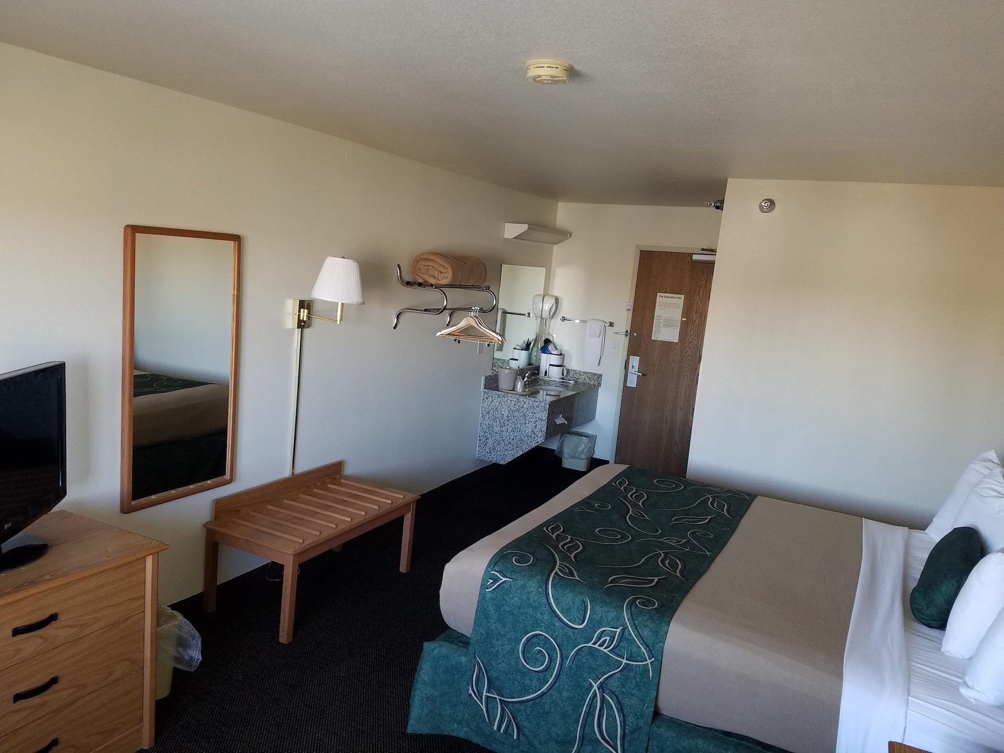 Travelodge By Wyndham Cheyenne Exterior foto